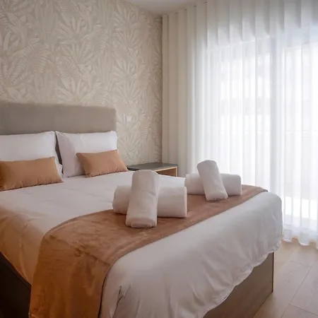 Apartmán Rooftop Pool & Luxury *