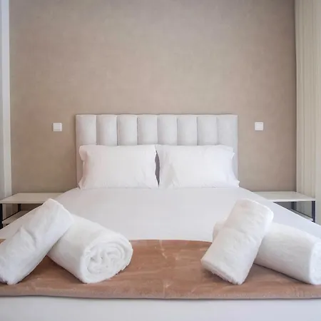 Apartmán Rooftop Pool & Luxury *